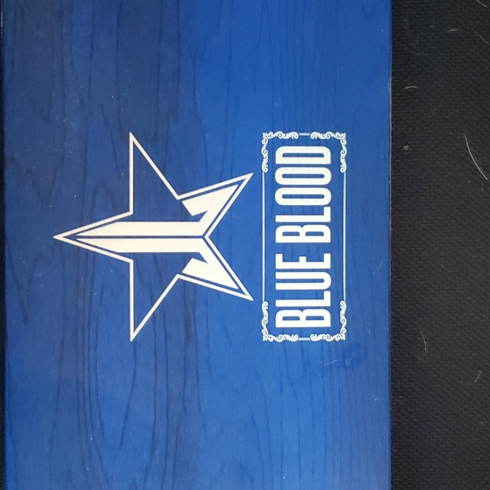 Jeffree Star - Blue Blood - only 3 colors touched - with packaging